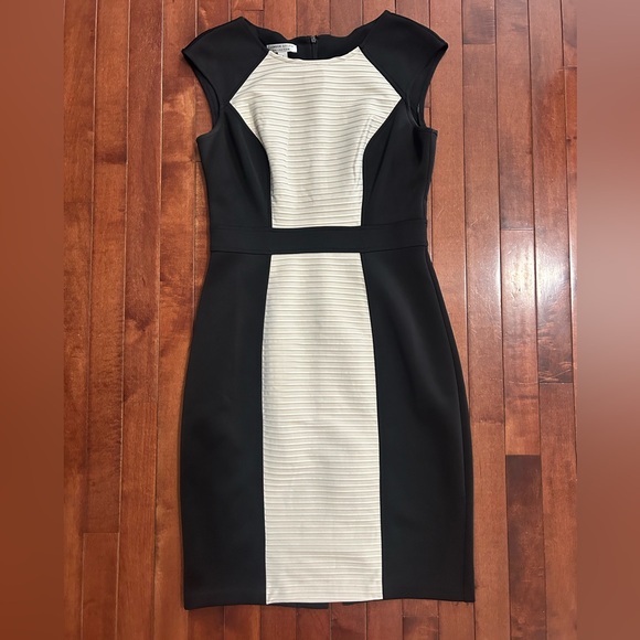 London Style Dresses & Skirts - London Style Cap Sleeve Black and White Dress Size 6